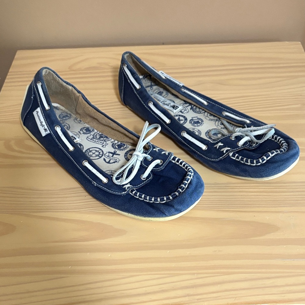 American Eagle Outfitters Blue Canvas Moccasin Style Flat